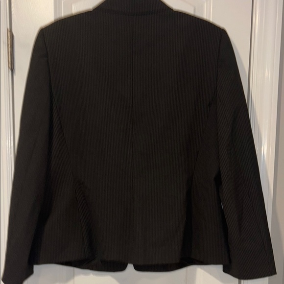 Black Tailored Blazer Professional Suit Jacket - Picture 7 of 11